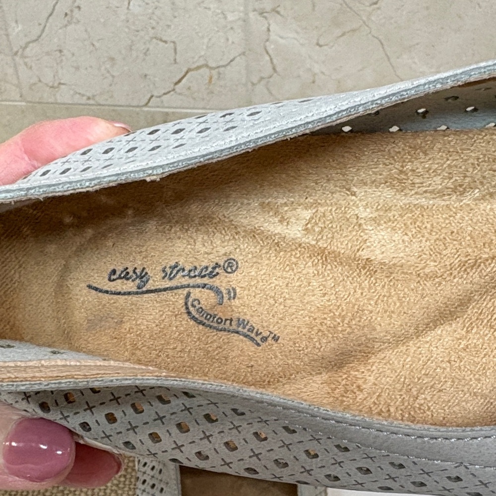 Easy Street Wonen’s Laser Cut Perforated Gray Slip-Ons, 9 - Picture 2 of 9